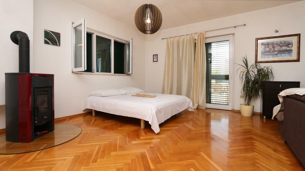 House Lipo Hotell Makarska Exteriör bild